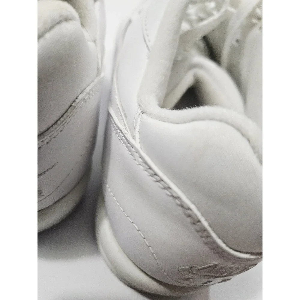 Nike Air Essential Mens Athletic Shoes Size 12‎ Crisp White Uncreased